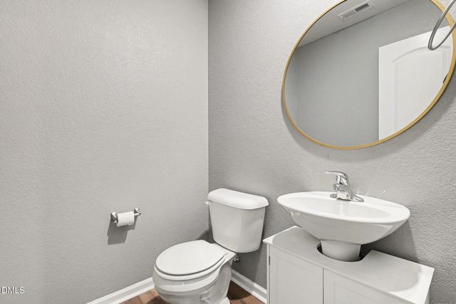 336 Rustling Way, Zebulon, NC 27597