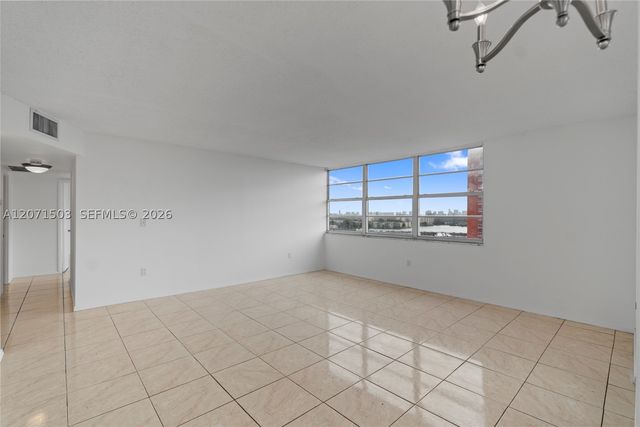 1301 NE Miami Gardens Dr 1025W, Miami, FL 33179