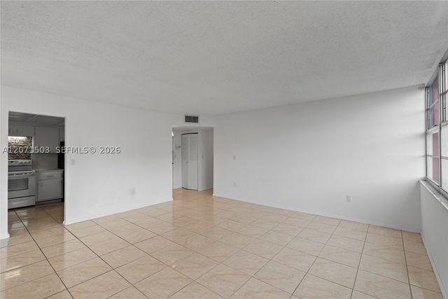 1301 NE Miami Gardens Dr 1025W, Miami, FL 33179