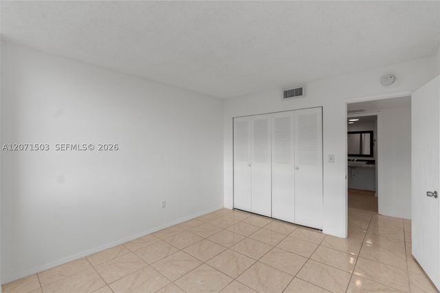 1301 NE Miami Gardens Dr 1025W, Miami, FL 33179