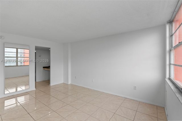 1301 NE Miami Gardens Dr 1025W, Miami, FL 33179
