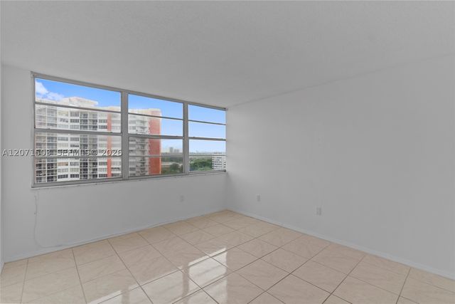 1301 NE Miami Gardens Dr 1025W, Miami, FL 33179