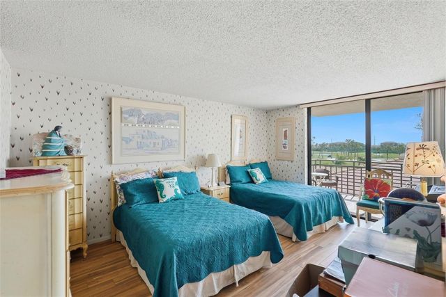 6180 SUN BOULEVARD 307, St Petersburg, FL 33715