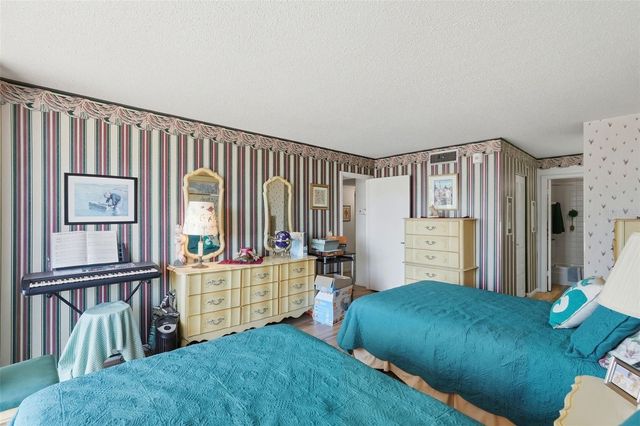 6180 SUN BOULEVARD 307, St Petersburg, FL 33715