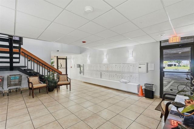 6180 SUN BOULEVARD 307, St Petersburg, FL 33715