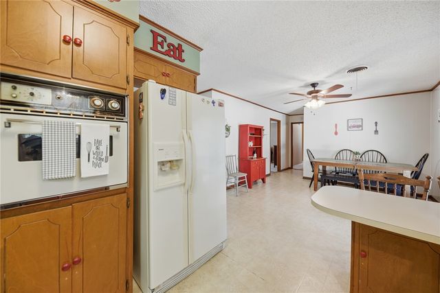 1705 Eldon, Brenham, TX 77833