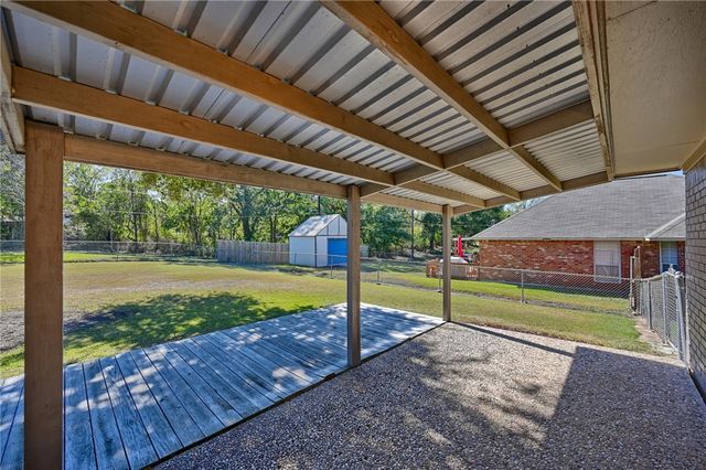 1705 Eldon, Brenham, TX 77833