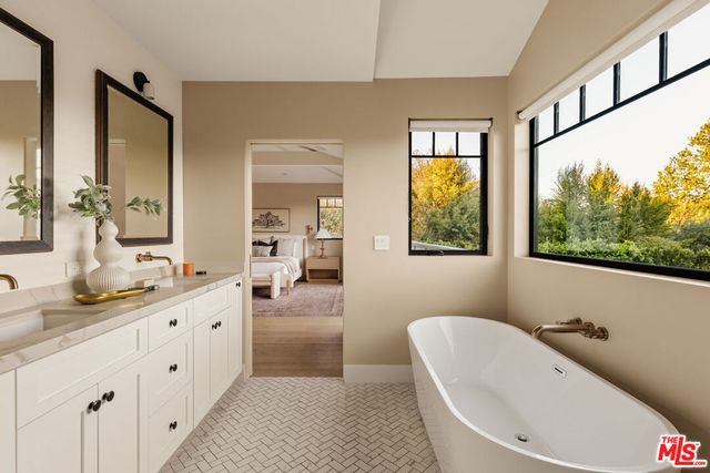 4448 Camellia Avenue, Studio City, CA 91602