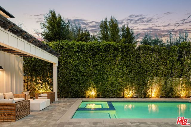 4448 Camellia Avenue, Studio City, CA 91602