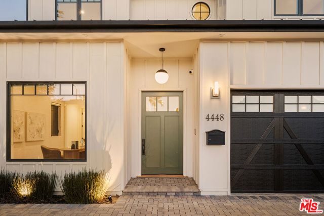4448 Camellia Avenue, Studio City, CA 91602