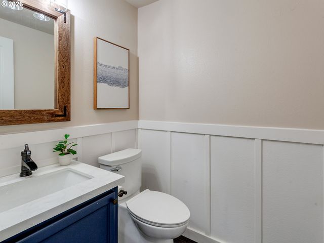 23869 Sw MIDDLETON Rd, Sherwood, OR 97140