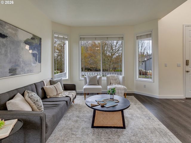 23869 Sw MIDDLETON Rd, Sherwood, OR 97140