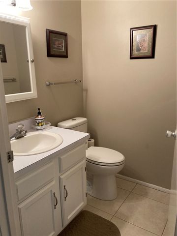 28 Pine Arbor Lane 103, Vero Beach, FL 32962