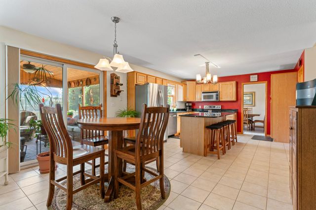 1405 17th Drive SW, Austin, MN 55912