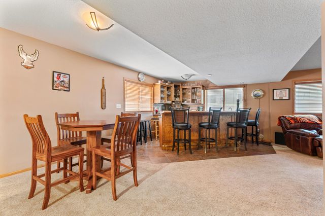 1405 17th Drive SW, Austin, MN 55912