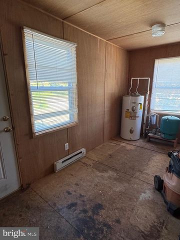 24876 MEETING HOUSE RD, Denton, MD 21629