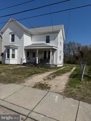 24876 MEETING HOUSE RD, Denton, MD 21629