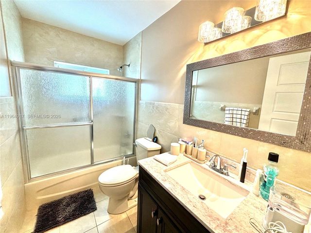 30 NE 125th St, North Miami, FL 33161