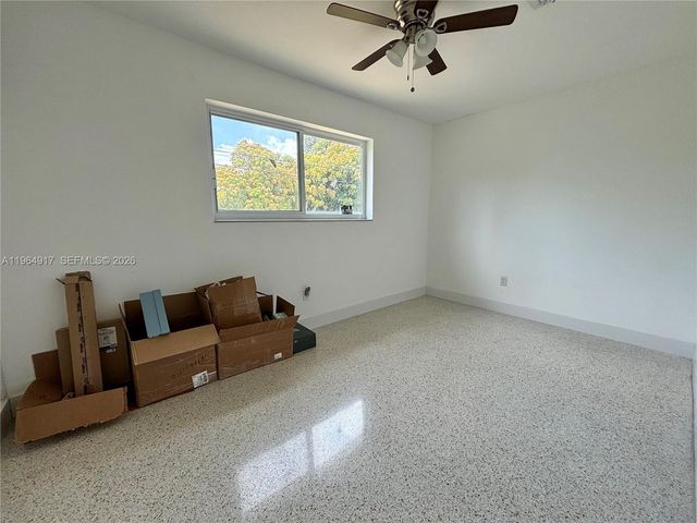 30 NE 125th St, North Miami, FL 33161