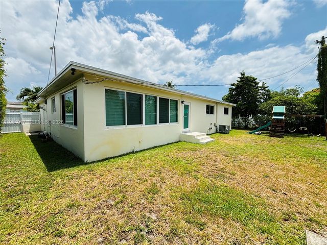 30 NE 125th St, North Miami, FL 33161