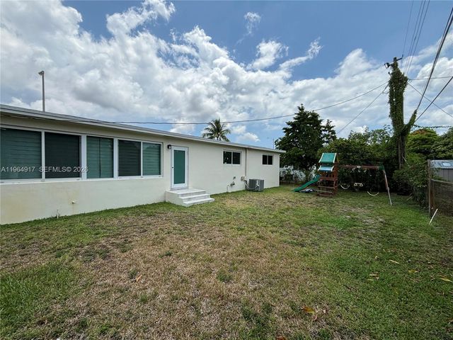 30 NE 125th St, North Miami, FL 33161