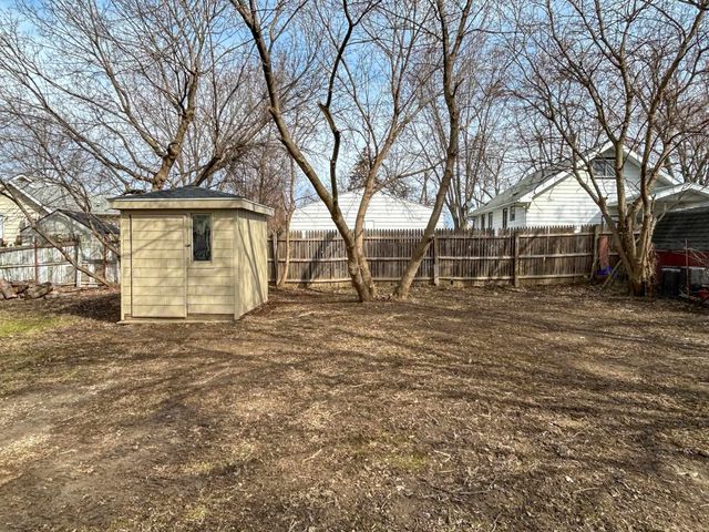 1475 Wells Street, Burton, MI 48529