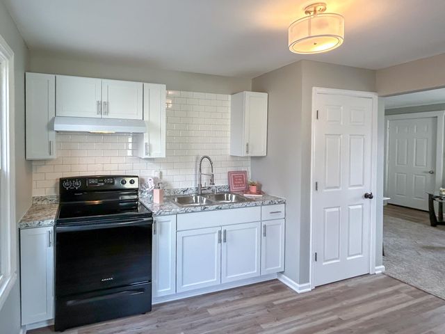 1475 Wells Street, Burton, MI 48529