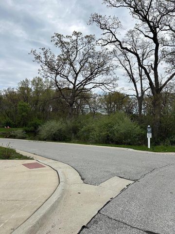 778 Ronny Court, Crown Point, IN 46307