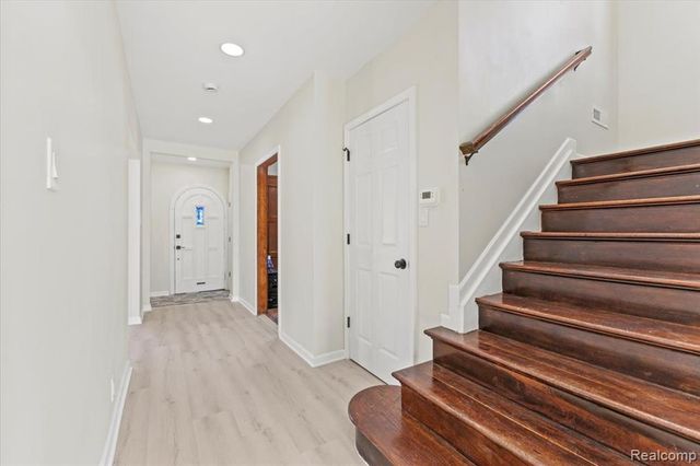 4015 Glendale Street, Detroit, MI 48238