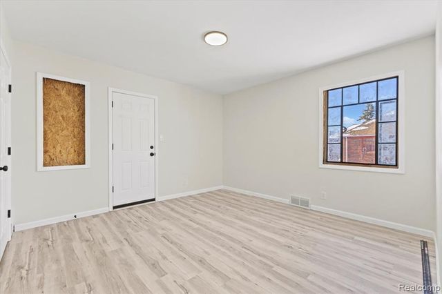 4015 Glendale Street, Detroit, MI 48238