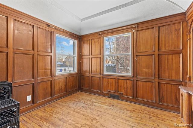 4015 Glendale Street, Detroit, MI 48238