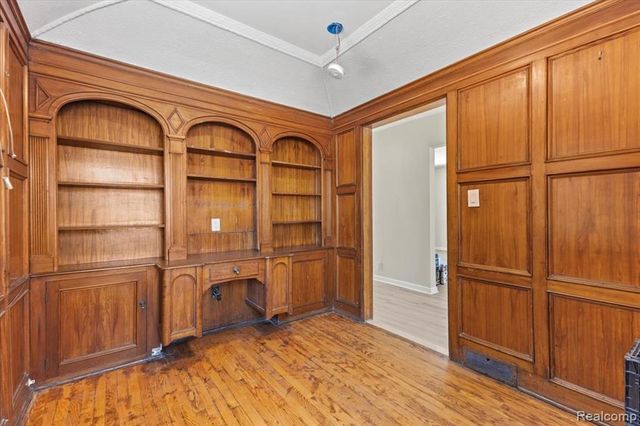 4015 Glendale Street, Detroit, MI 48238