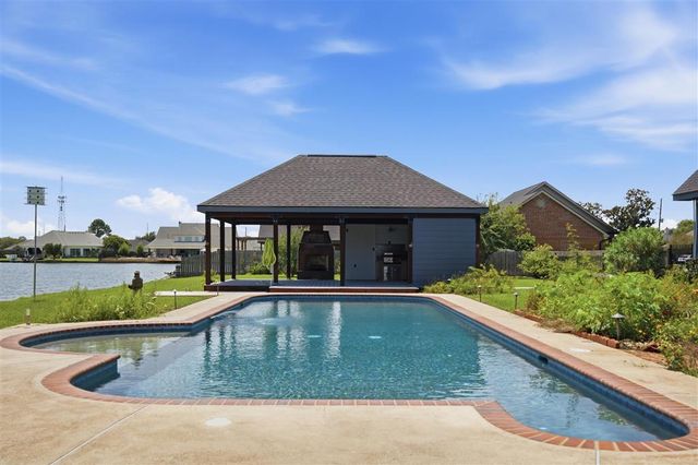 2437 Hannah Lane, Lake Charles, LA 70605