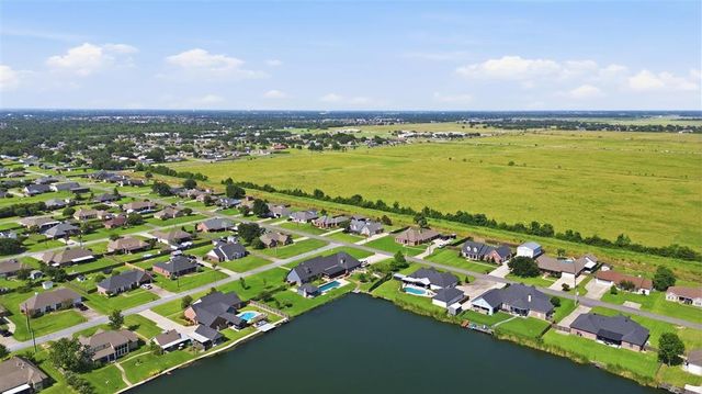 2437 Hannah Lane, Lake Charles, LA 70605
