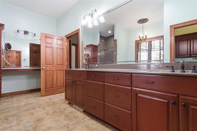 2437 Hannah Lane, Lake Charles, LA 70605