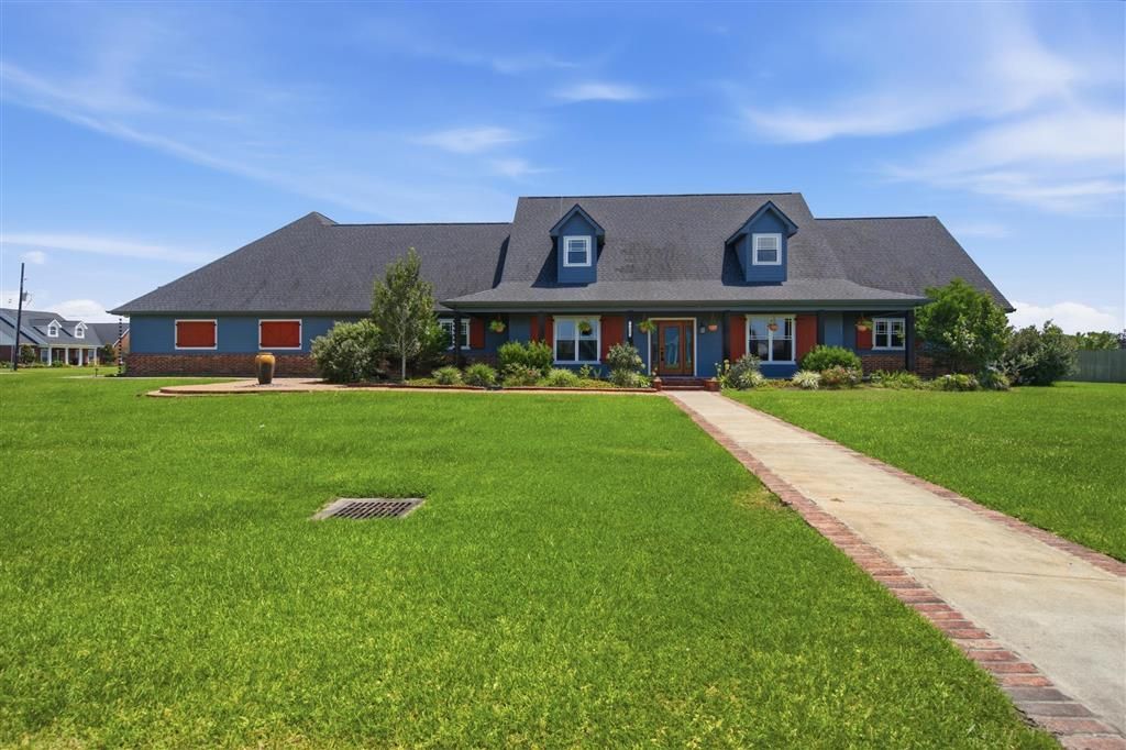 2437 Hannah Lane, Lake Charles, LA 70605