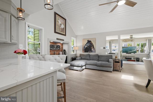 19 DUCK COVE, Ocean Pines, MD 21811