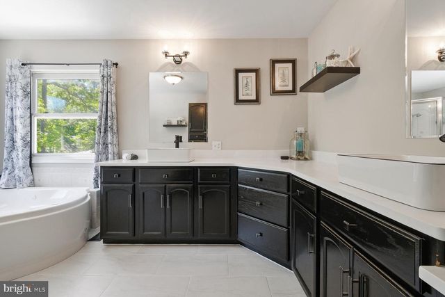 19 DUCK COVE, Ocean Pines, MD 21811