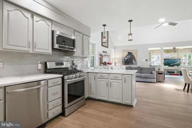 19 DUCK COVE, Ocean Pines, MD 21811