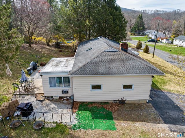 11 Clearview Drive, New Milford, CT 06776