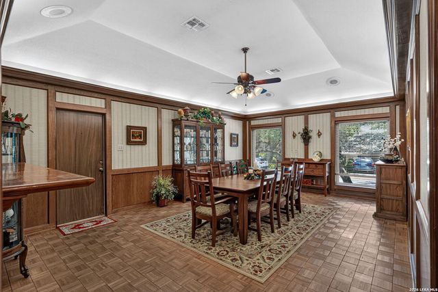 12514 Chapel Bell St, San Antonio, TX 78230