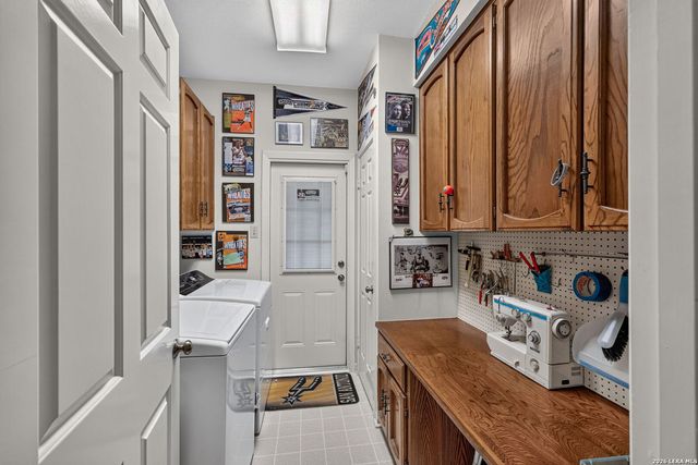 12514 Chapel Bell St, San Antonio, TX 78230