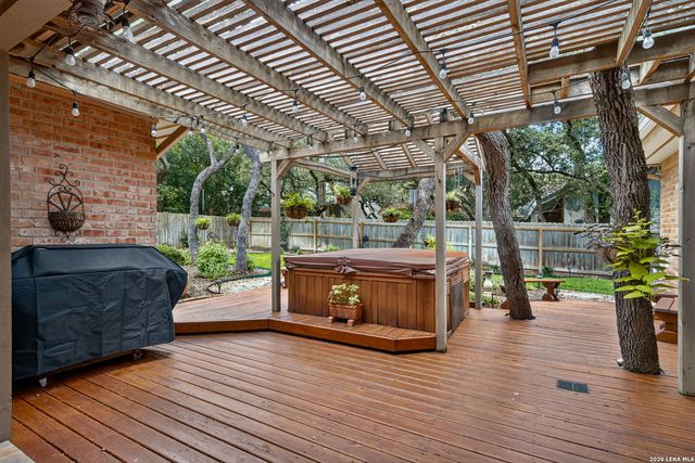 12514 Chapel Bell St, San Antonio, TX 78230