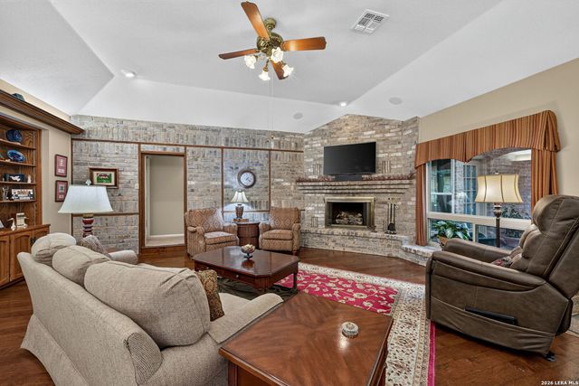 12514 Chapel Bell St, San Antonio, TX 78230