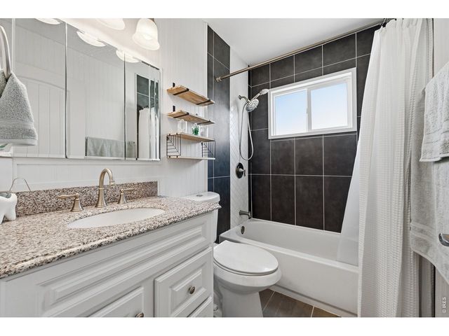 8970 Vine St, Thornton, CO 80229