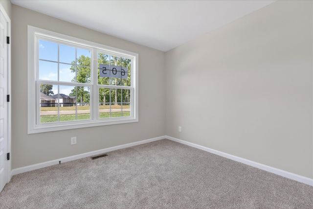 330 Tisha Ct, Clarksville, TN 37042