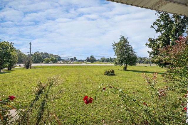 5048 Manchester Hwy, Morrison, TN 37357