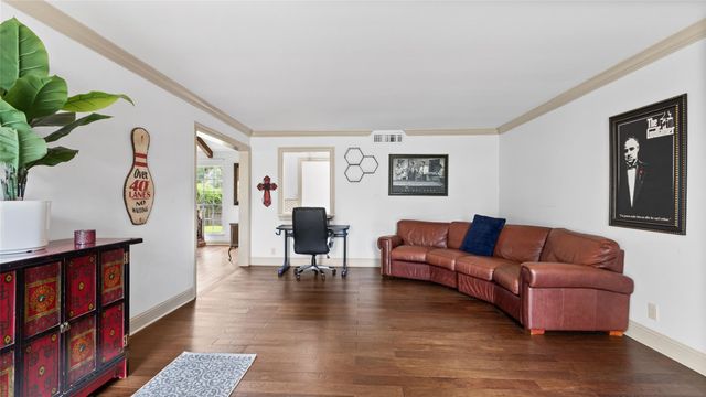 2701 Mount Vernon Drive, Dickinson, TX 77539