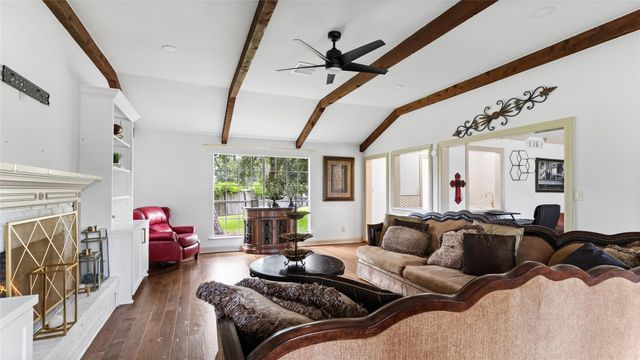 2701 Mount Vernon Drive, Dickinson, TX 77539