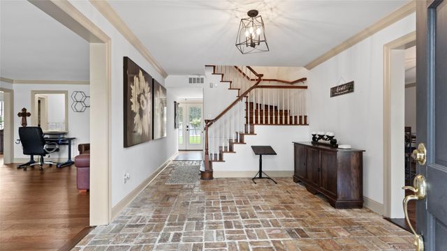 2701 Mount Vernon Drive, Dickinson, TX 77539